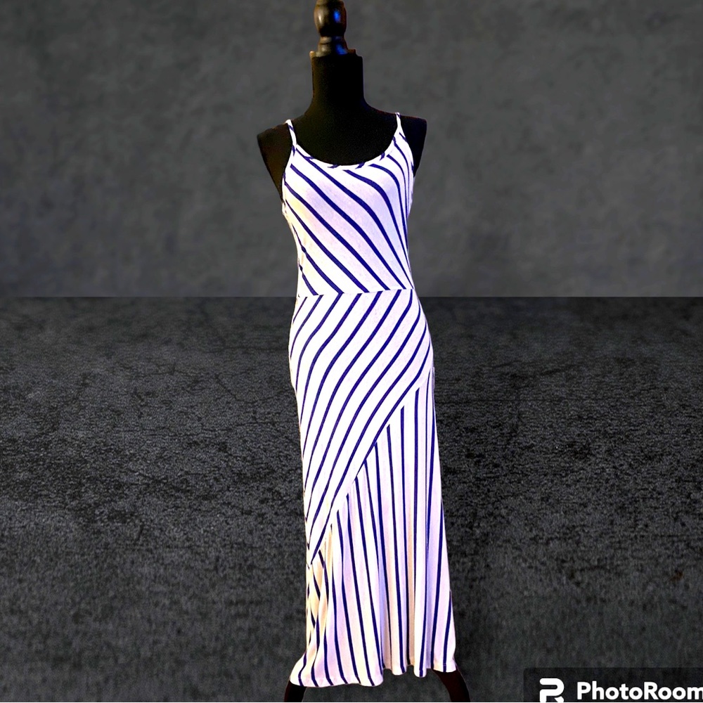 Urban Outfitters maxi dress, size small - Picture 1 of 6